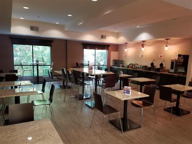 Best Western Magnolia Inn And Suites Ладсън Екстериор снимка