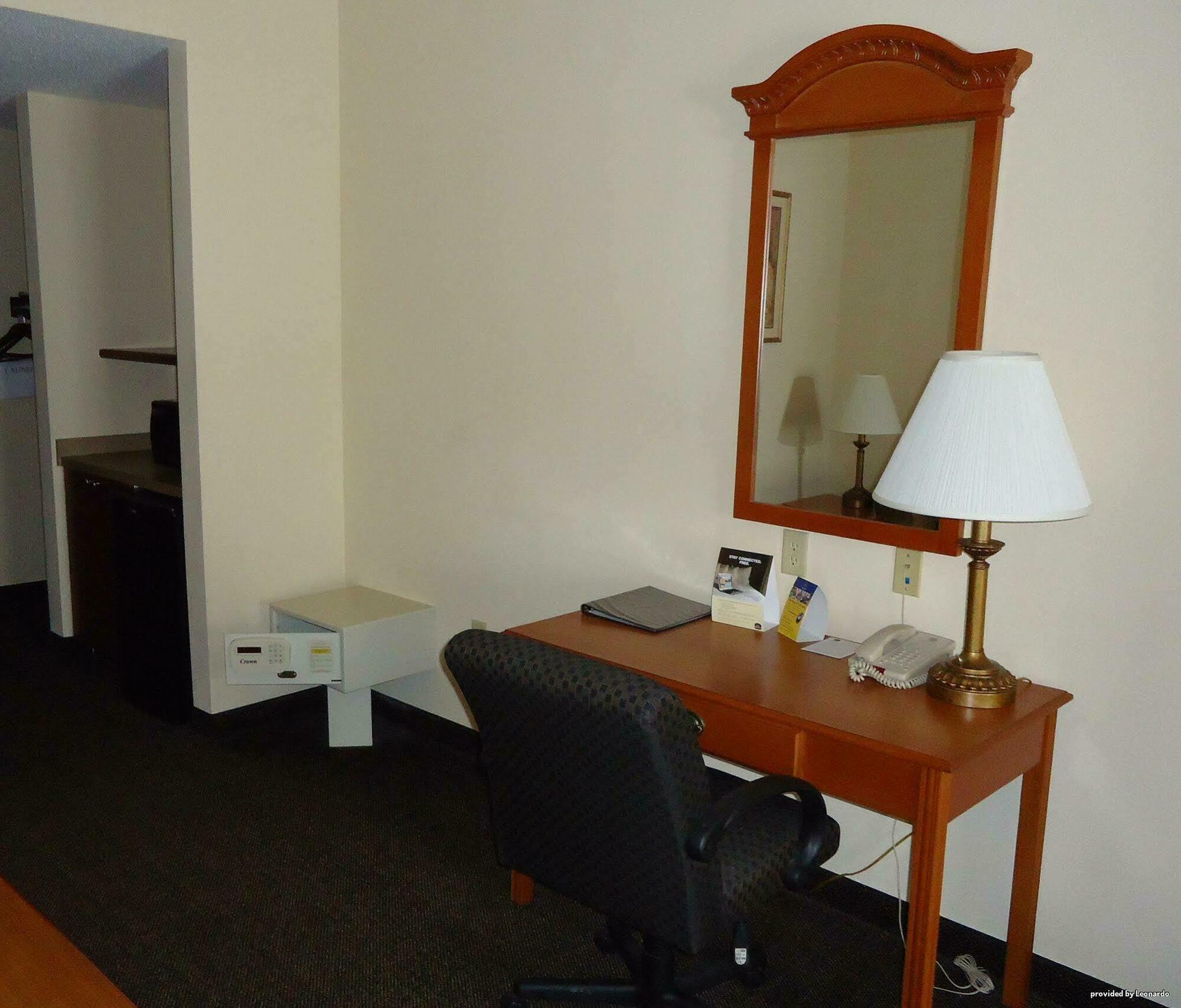Best Western Magnolia Inn And Suites Ладсън Екстериор снимка